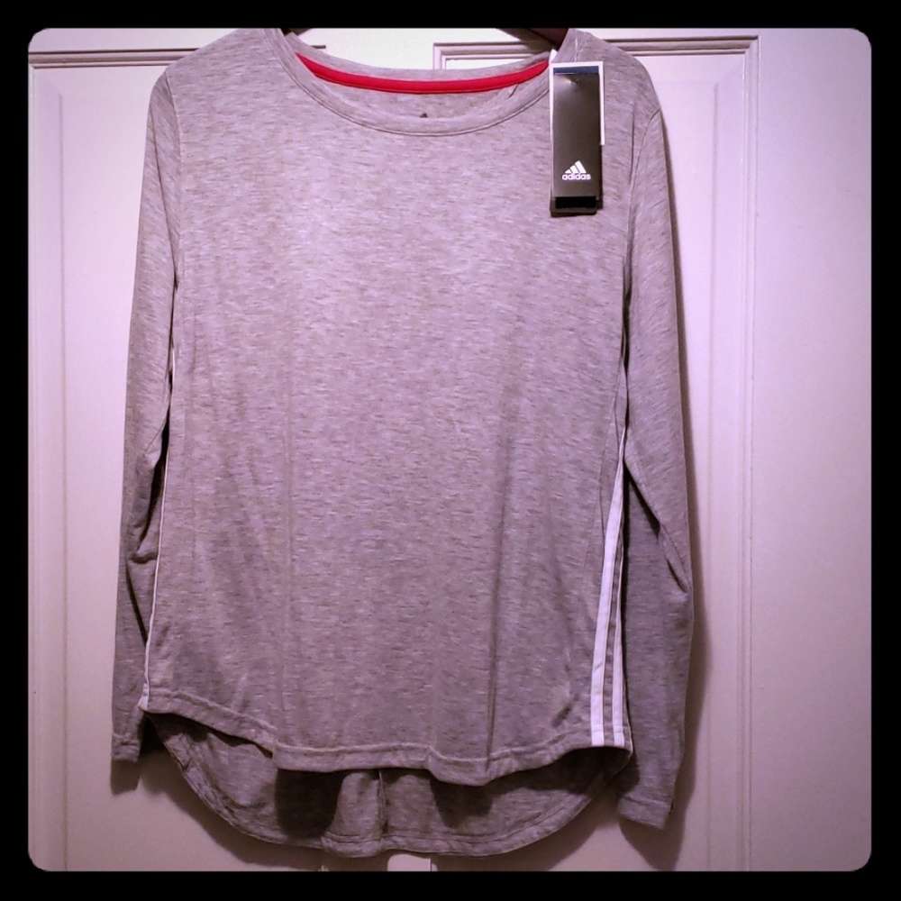 Womens athletic shirt